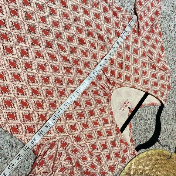 Olsen Eco Friendly Printed Stretchy V-Neck Shortsleeve Womens Size Large - Picture 2 of 5